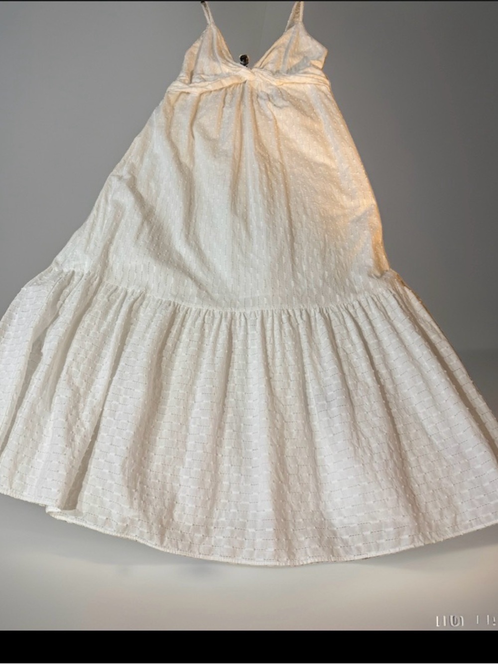 Banana Republic white  Textured Maxi Women's 100% CottSummer Tiered Dress size 8